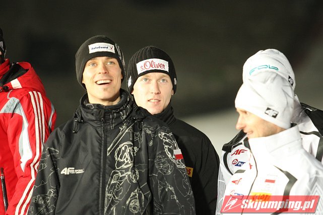 117 Piotr ya, Stefan Hula
